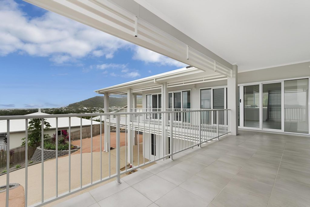 Sold - 12 Palomar Court - New Property in Mount Louisa - Real Estate by Brad Matheson