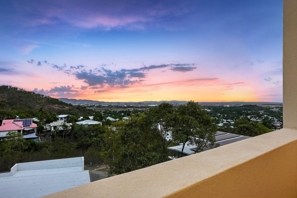 Sold - 71 Yarrawonga Drive - New Property in Castle Hill - Real Estate by Brad Matheson
