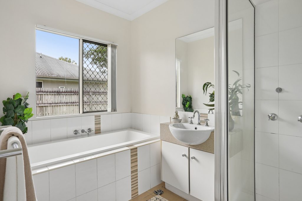 Sold - 28 Yarra Crescent - New Property in Kelso - Real Estate by Scott Mawn