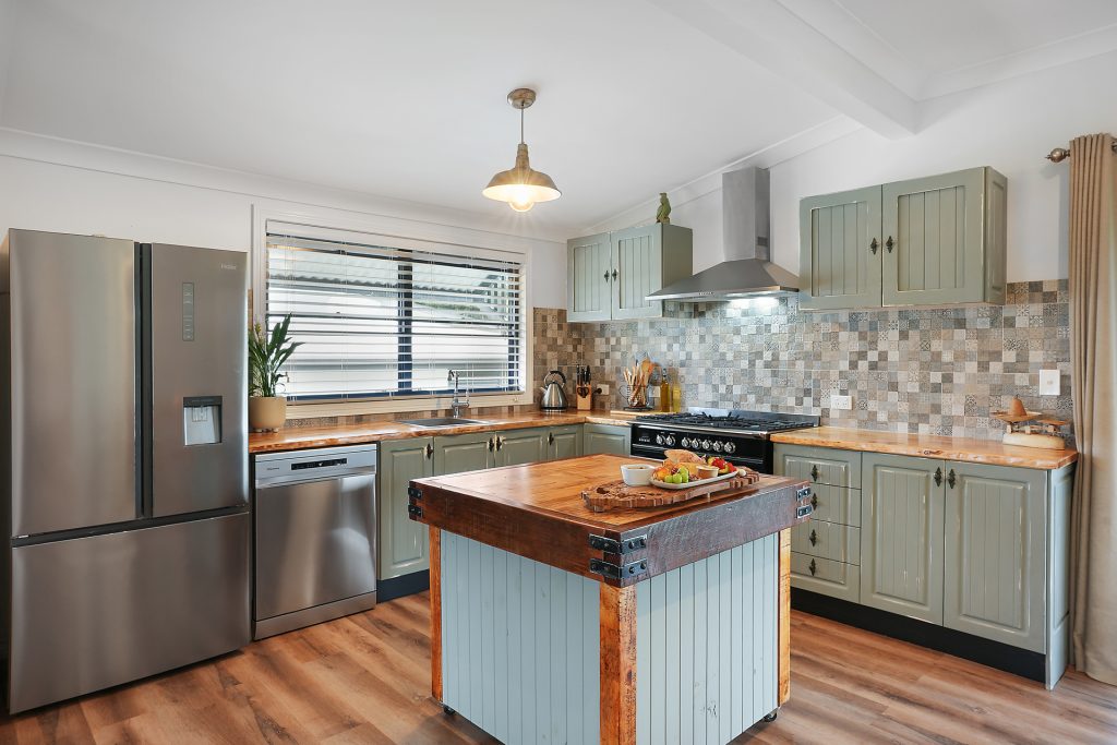 For Sale - 6 Margarita Court - New Property in Bushland Beach - Real Estate by Scott Mawn