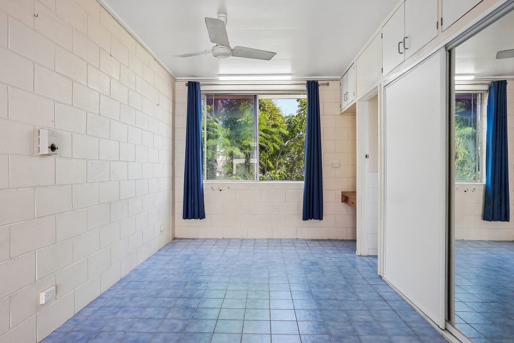 Sold - 4/76 Cook Street - New Property in North Ward - Real Estate by Brad Matheson