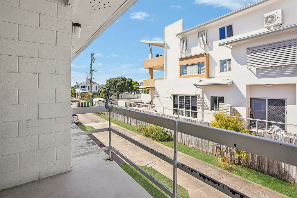 Sold - 4/76 Cook Street - New Property in North Ward - Real Estate by Brad Matheson