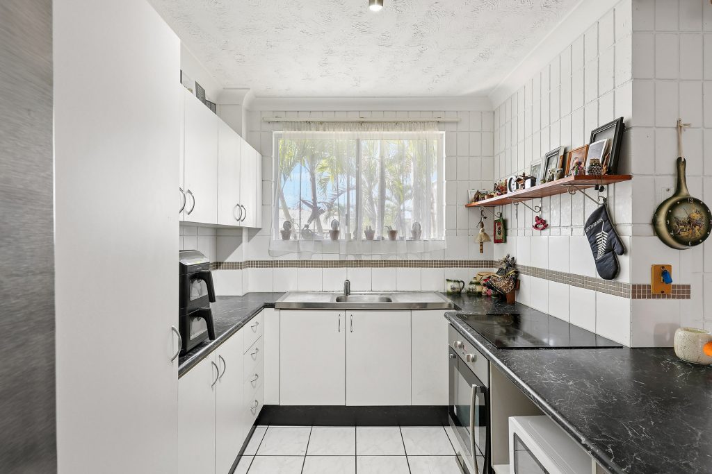 110/15 Gregory Street, North Ward