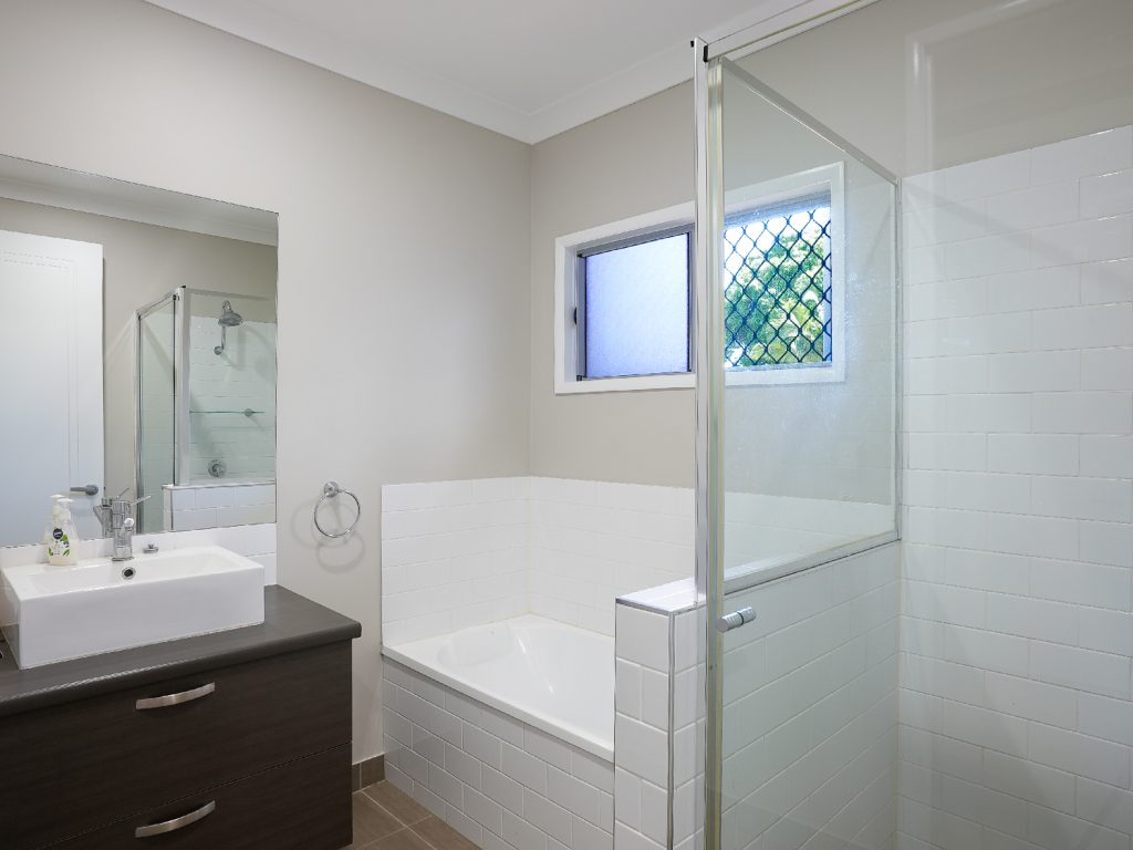Sold - 15A Seventh Street - New Property in Railway Estate - Real Estate by Brad Matheson