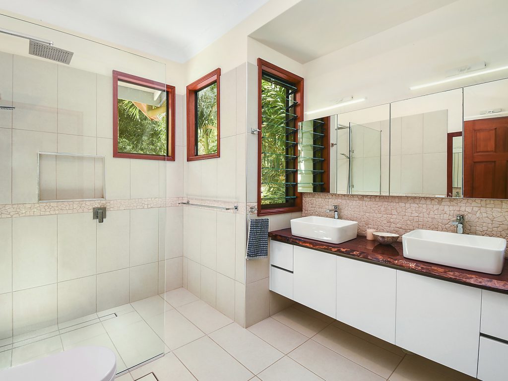 Sold - 19 Mount Panorama Drive - New Property in Alligator creek - Real Estate by Brad Matheson