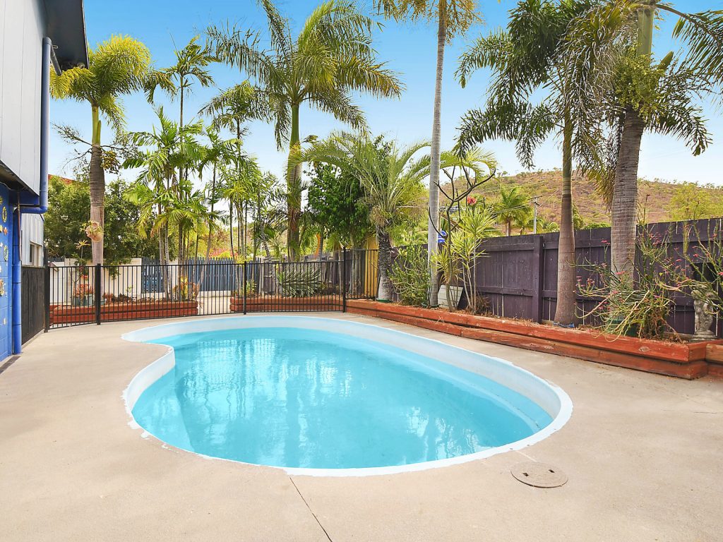 1 Heron Court, Mount Louisa QLD 4814 - photo 3