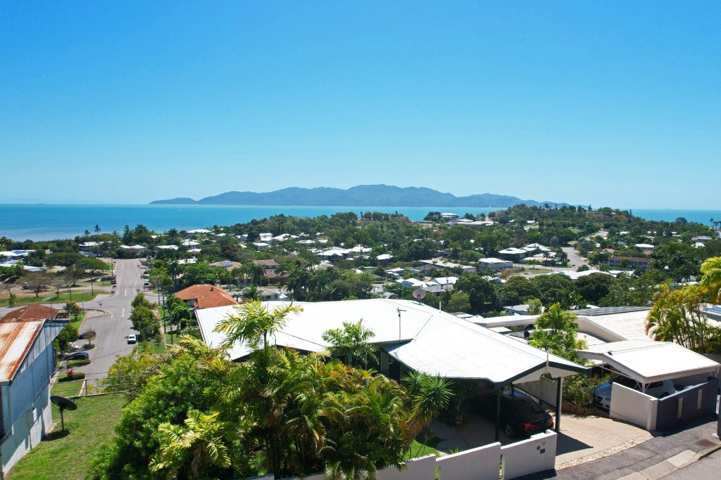 Sold - 36 Gilbert Crescent - New Property in Castle Hill - Real Estate by Brad Matheson