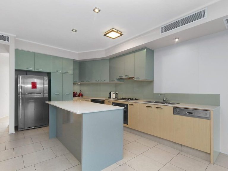 Sold - 324/72-74 The Strand - New Property in North Ward - Real Estate by Brad Matheson