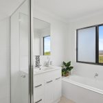 2/137 Goicoechea Drive Bushland Beach QLD 4818 AUS