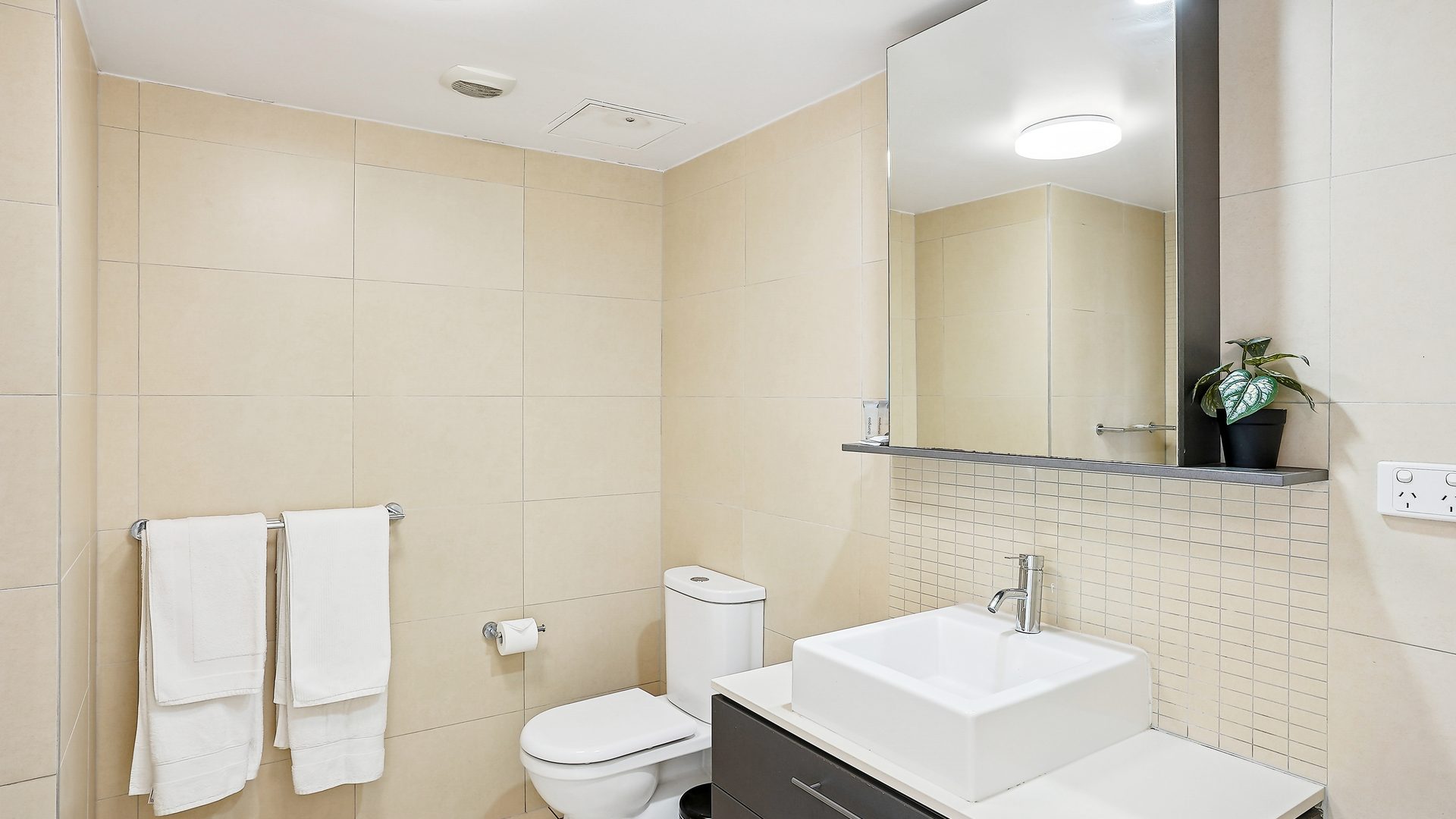 Sold - 54/8-32 Stanley Street - New Property in Townsville City - Real Estate by Taylor Pearce