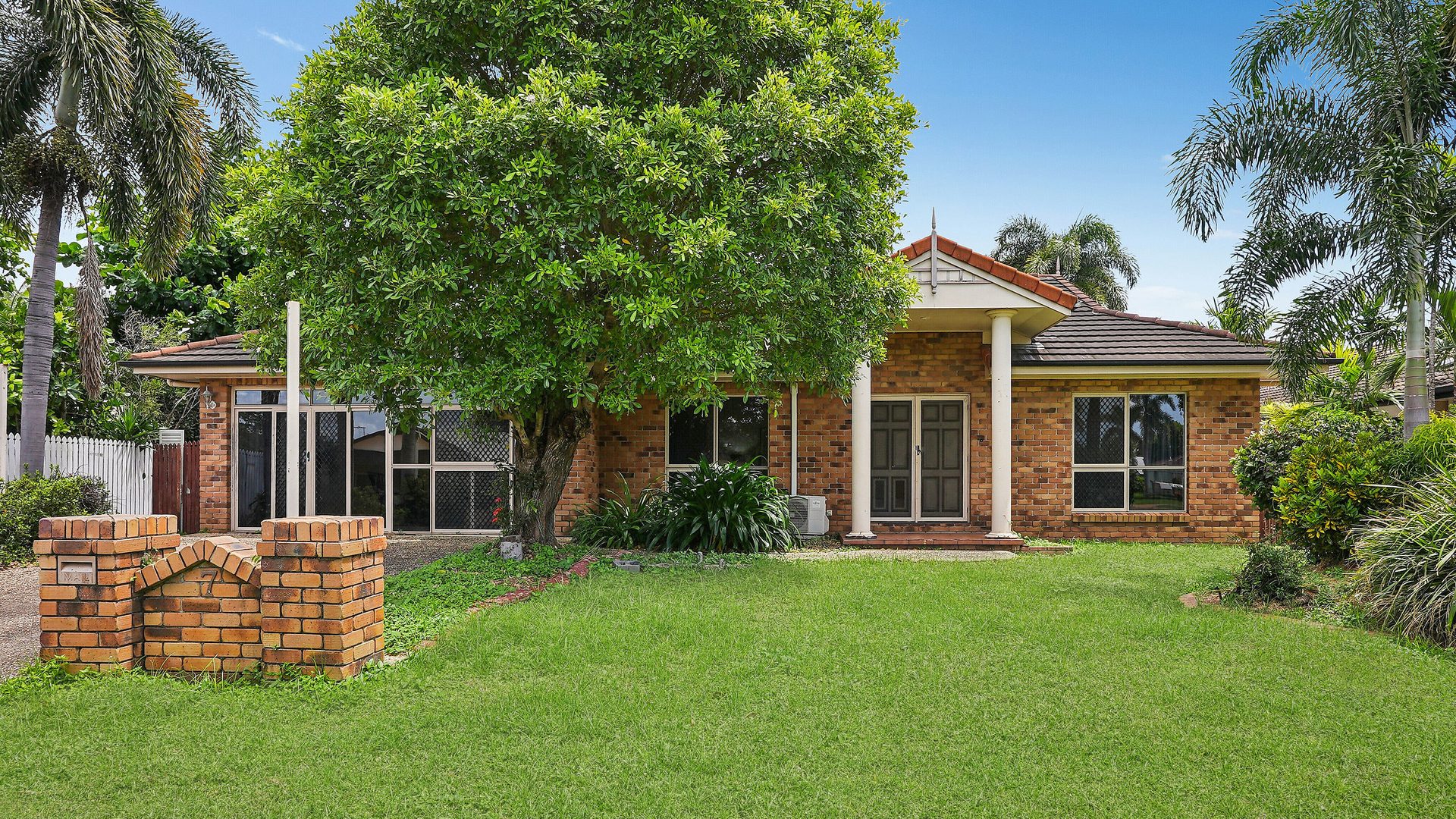 Sold - 7 Kamaran Court - New Property in Annandale - Real Estate by Scott Mawn