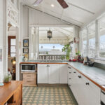 11 Melton Terrace Townsville City QLD 4810 AUS