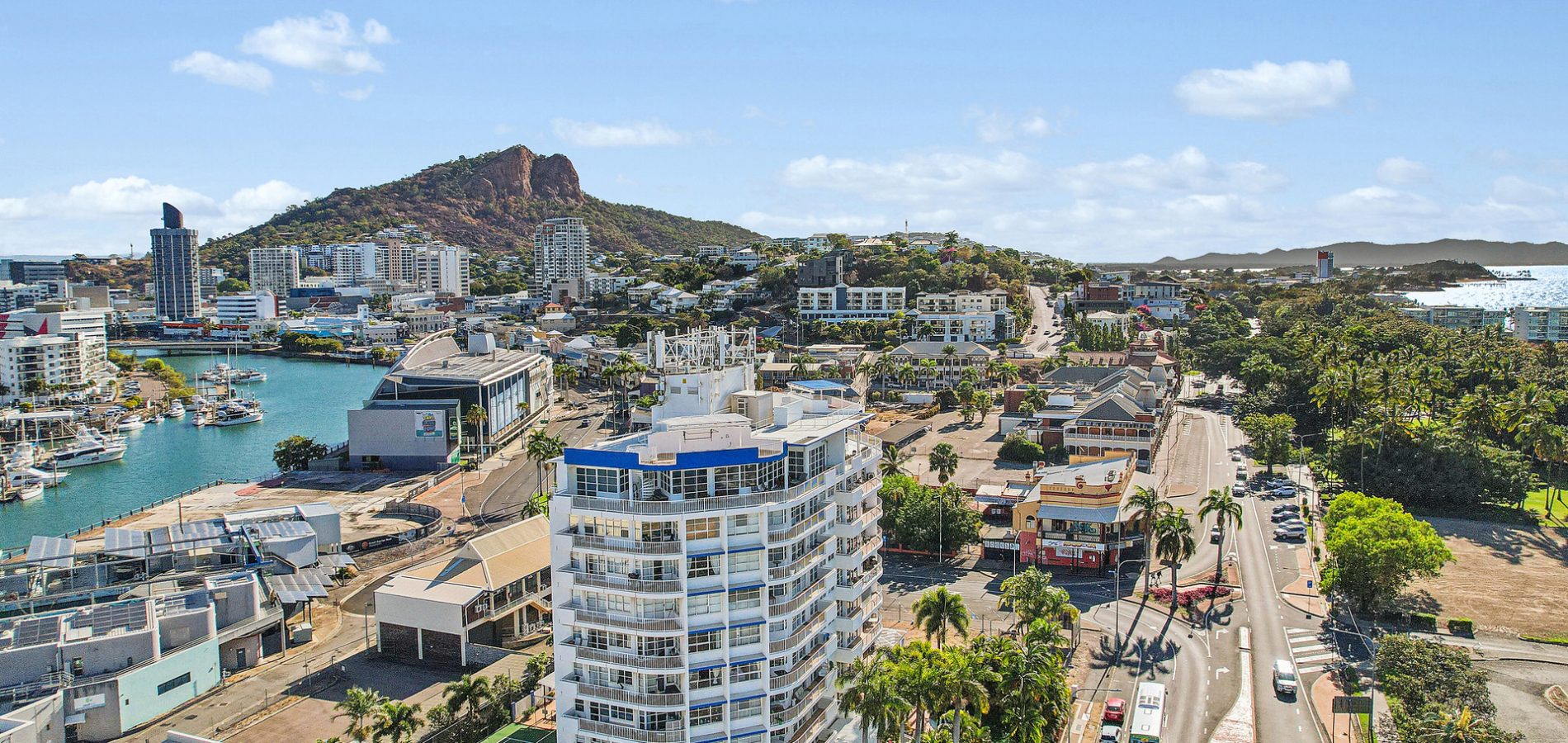2C/3-7 The Strand, Townsville City