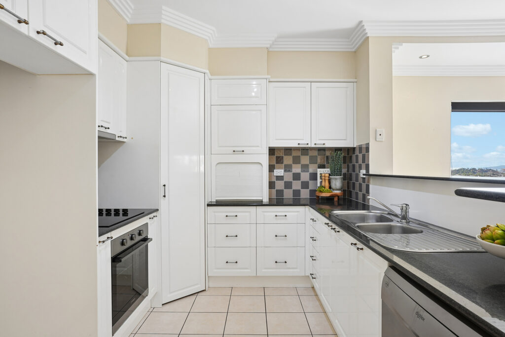 For Sale - 5/304 Stanley Street - New Property in North Ward - Real Estate by Brad Matheson