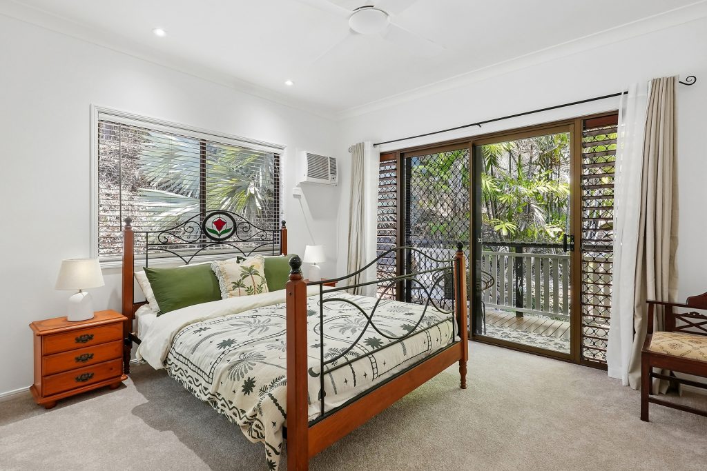 Auction - 7 Woodlands Court - New Property in Castle Hill - Real Estate by Brad Matheson