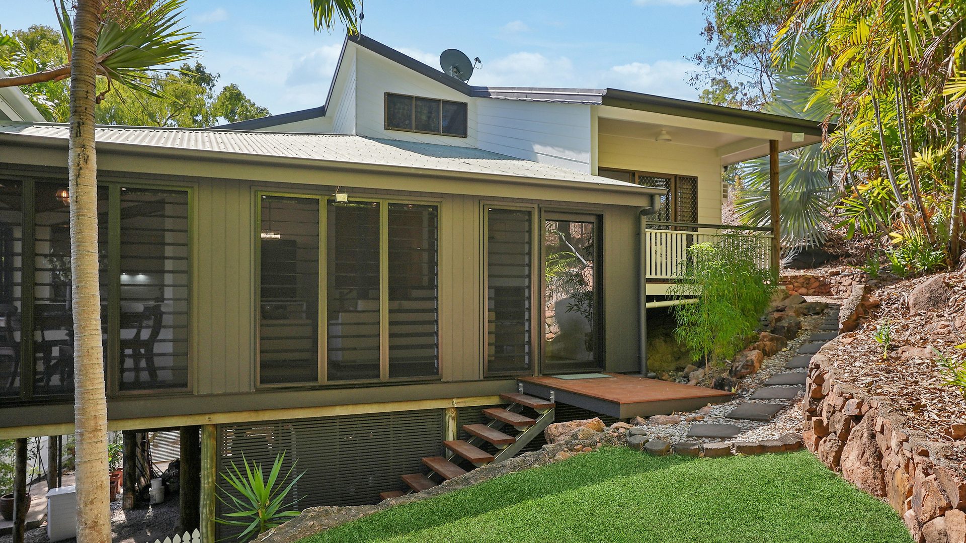Auction - 7 Woodlands Court - New Property in Castle Hill - Real Estate by Brad Matheson