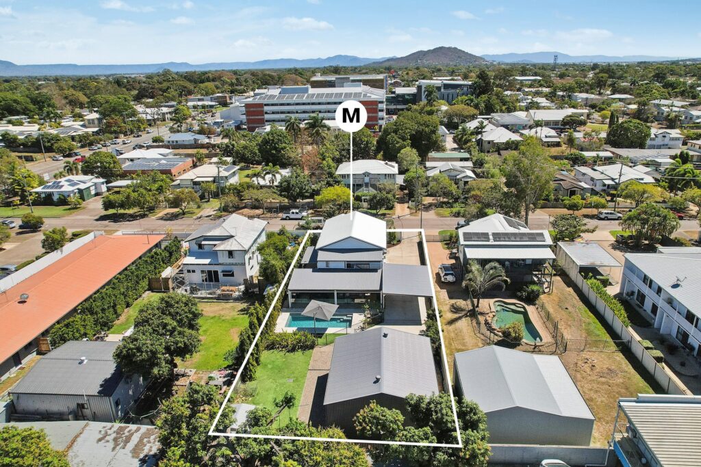 Auction - 52 Cheyne Street - New Property in Pimlico - Real Estate by Brad Matheson