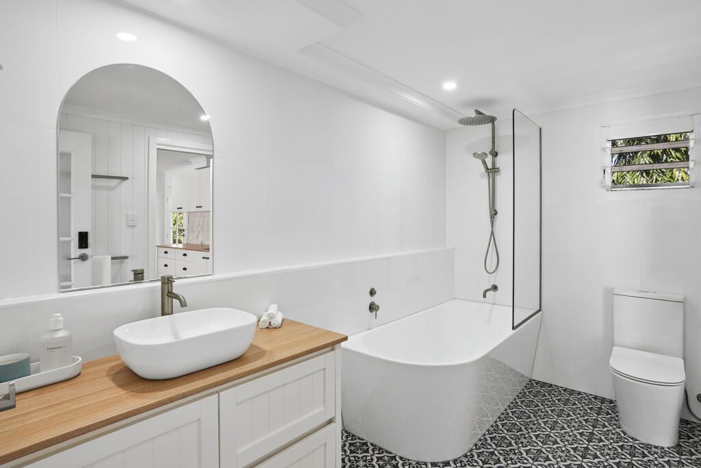 Auction - 52 Cheyne Street - New Property in Pimlico - Real Estate by Brad Matheson