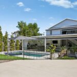 52 Cheyne Street Pimlico QLD 4812 AUS
