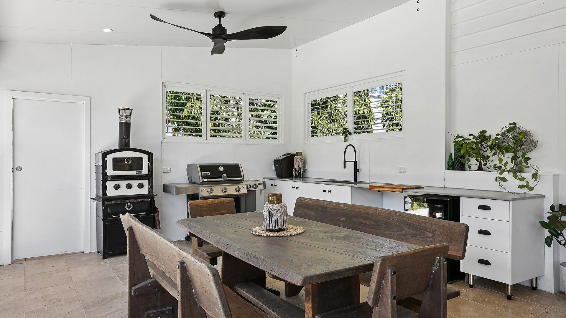 Auction - 52 Cheyne Street - New Property in Pimlico - Real Estate by Brad Matheson