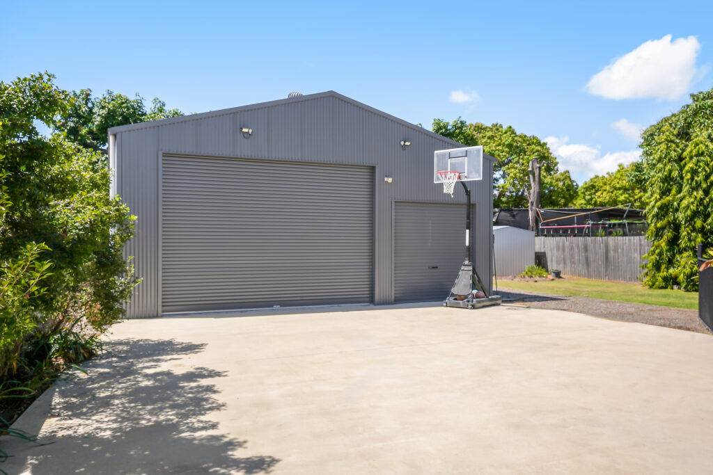 Auction - 52 Cheyne Street - New Property in Pimlico - Real Estate by Brad Matheson