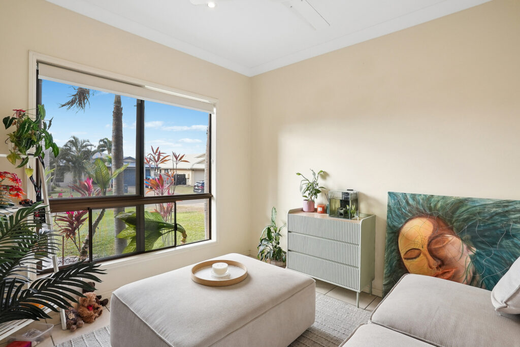 For Sale - 12 Ella Court - New Property in Mount Louisa - Real Estate by Scott Mawn