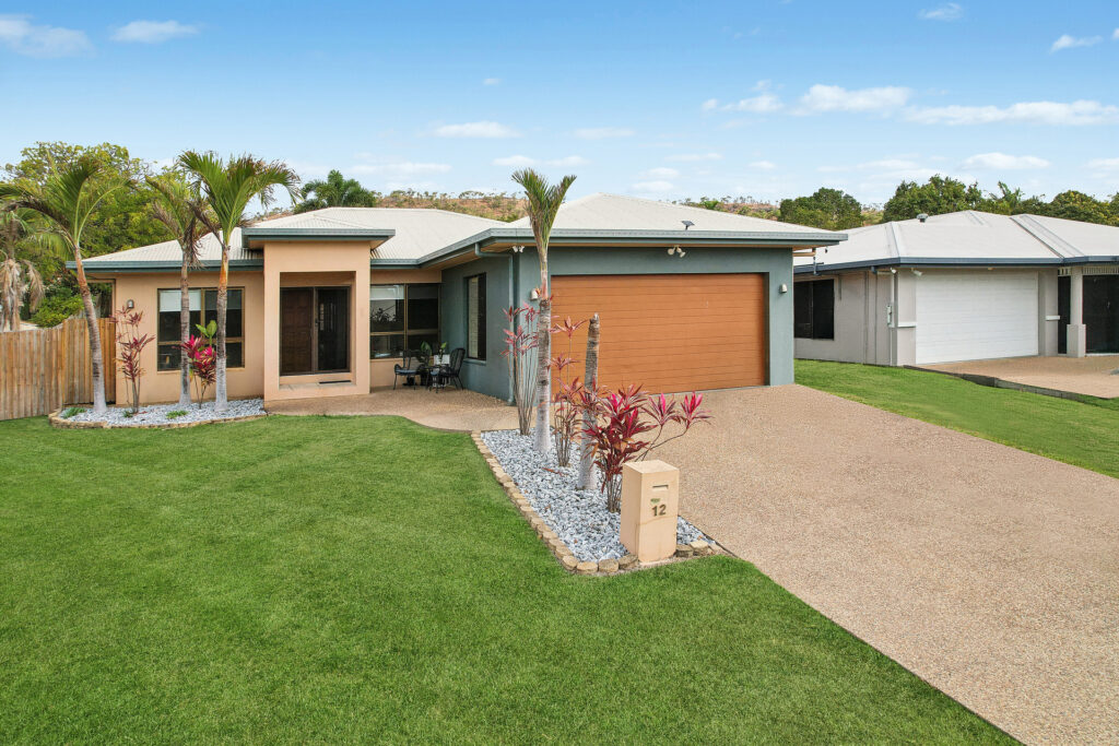 For Sale - 12 Ella Court - New Property in Mount Louisa - Real Estate by Scott Mawn