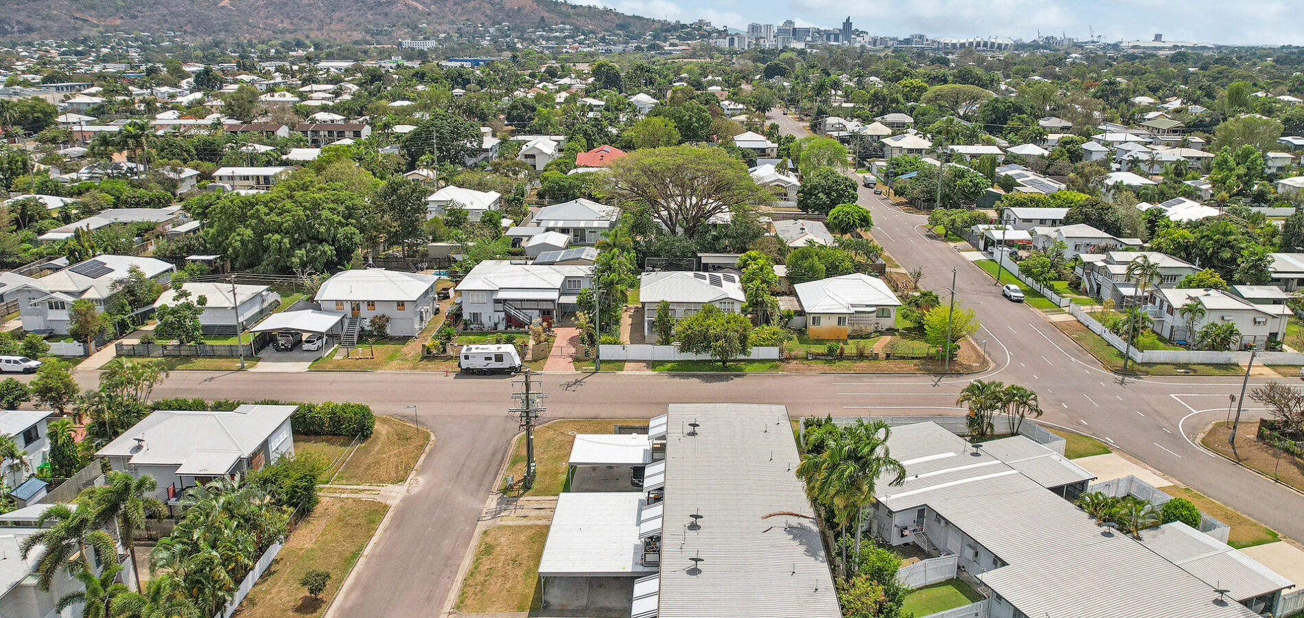 2/32 Carr Street, Hermit Park