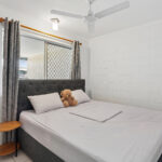 4/22 Roberts Street Hermit Park QLD 4812 AUS